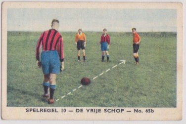 Spelregel 10 DE VRIJE SCHOP No. 65b Tobacco Cigarette Card Soccer 1933 Free Kick