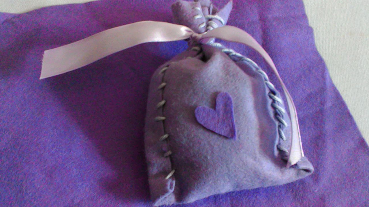 Vintage lavenderbag