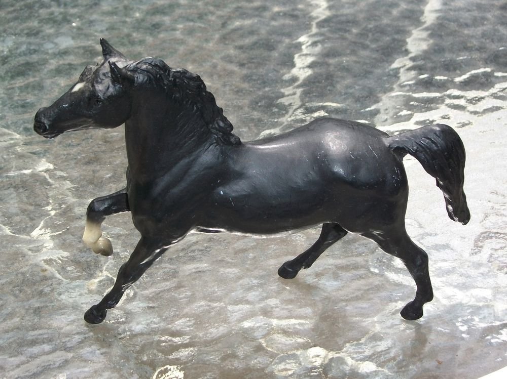 Vintage Breyer Black Stallion Model Horse-Collectible-Marked-Majestic ...