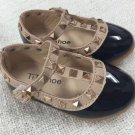 Studded Flat