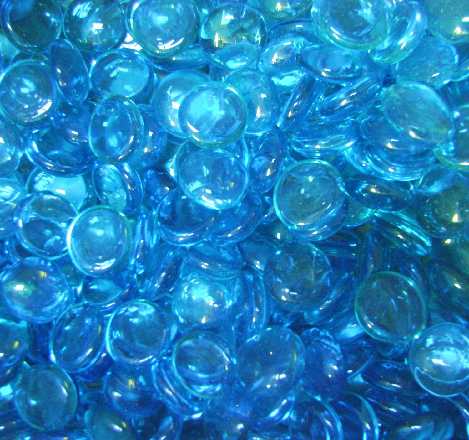 Creative Stuff Glass 1 lb bag Crystal Light Blue Glass Gems Flat Marble