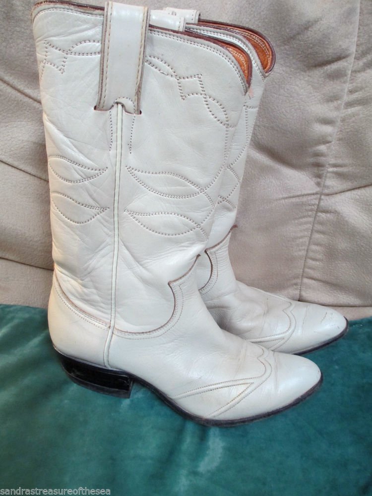 womens cream colored boots