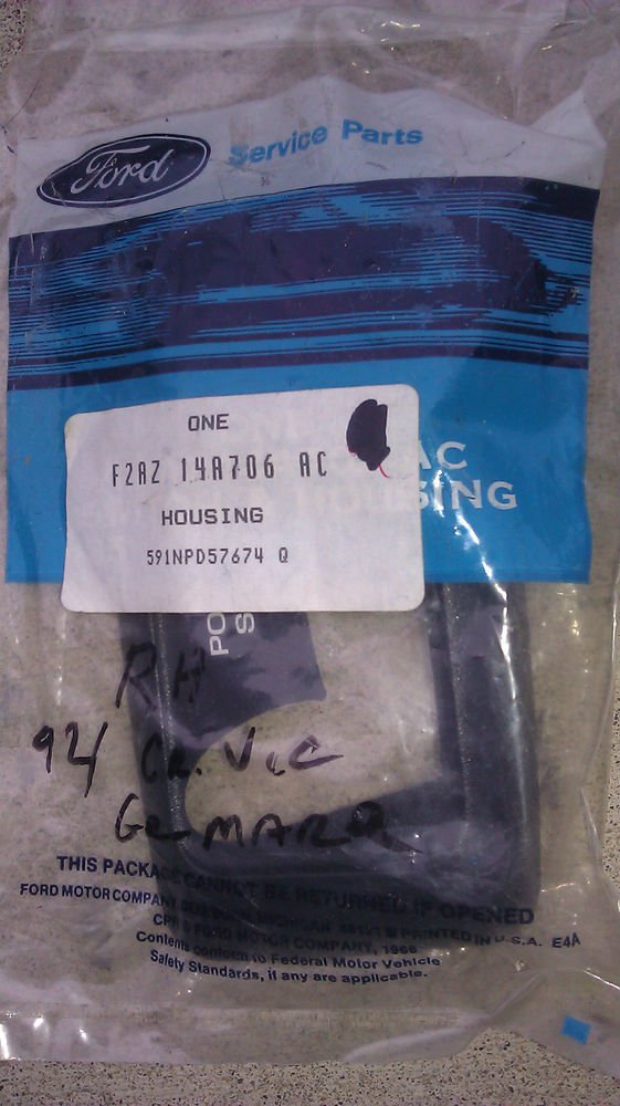 GENUINE FORD RIGHT CONTROL HOUSING COVER F2AZ-14A706-AC F2AZ14A706AC NEW SURPLUS