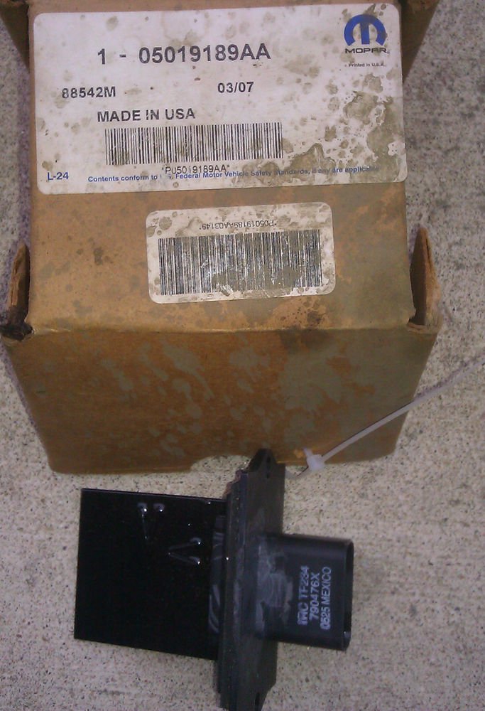 GENUINE MOPAR RESISTOR 05019189AA NEW SURPLUS