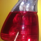 BMW 2003-2004 X5 LEFT / DRIVER SIDE TAIL LIGHT 63216916903 / 6916903-06