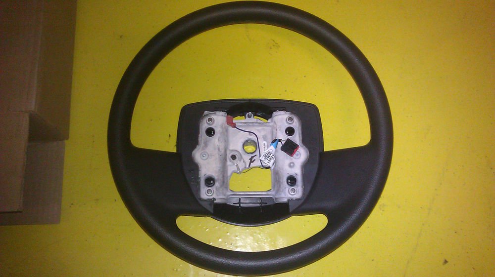 FORD CROWN VICTORIA P71 STEERING WHEEL 7W7Z3600BE / P7W733600AB35B8