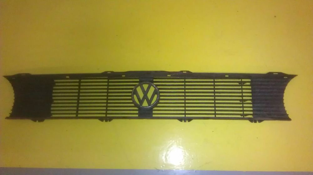 GENUINE VOLKSWAGEN VW RABBIT 1980-1984 GRILL GRILLE 321 853 601 / 321853601