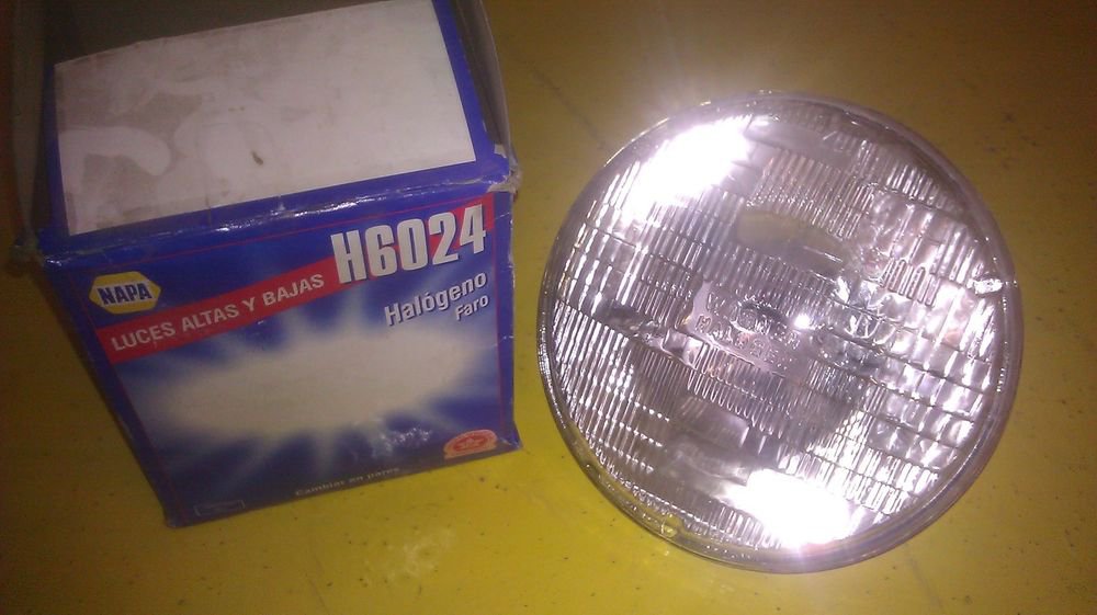 GENUINE NAPA HEADLIGHT LAMP H6024