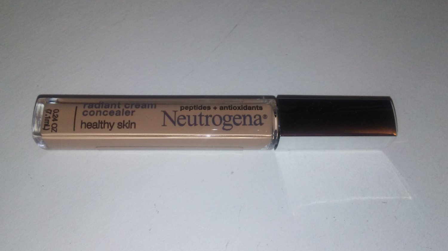 Neutrogena Radiant Cream Concealer CASHEW LIGHT MED 03