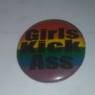 Button Girls Kiss Ass !     (BB1)