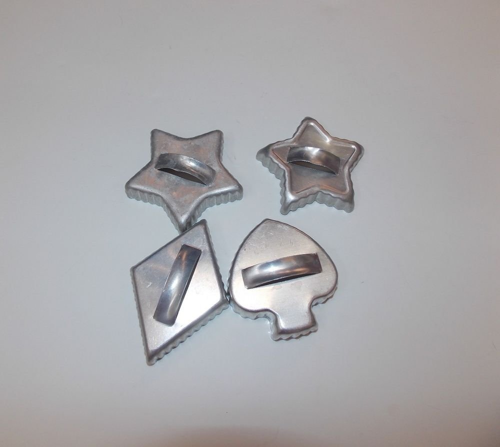 Vintage Metal Cookie Cutters Set of 4 Star Diamond Spade Aluminum Ridge ...