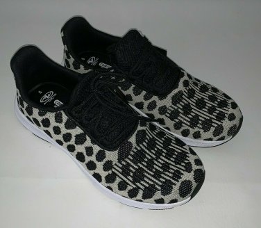 Athletic Works Womens Snow Leopard Print Soft Running Shoe Sneaker Size 8