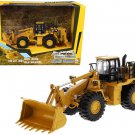 CAT Caterpillar 988H Wheel Loader Play & Collect 1/64 Diecast Masters CAT Caterpillar 988H Wheel Loader Play & Collect 1/64 Diecast Masters