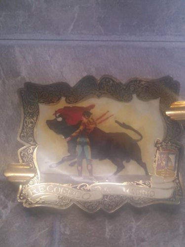 SHINY GOLD WITH FEET Recuerdo madrid highly decorative bull fighter ashtray