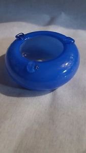 ashtray glass blue and white rounded donut tire style