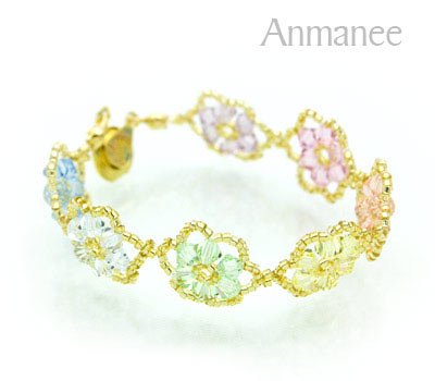Handcrafted Swarovski Crystal Bracelet - Pellet Queen 010252
