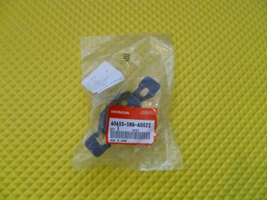 Genuine Honda Part Right Front Bulkhead Fender Bracket CR-V 60655-SWA-A00ZZ