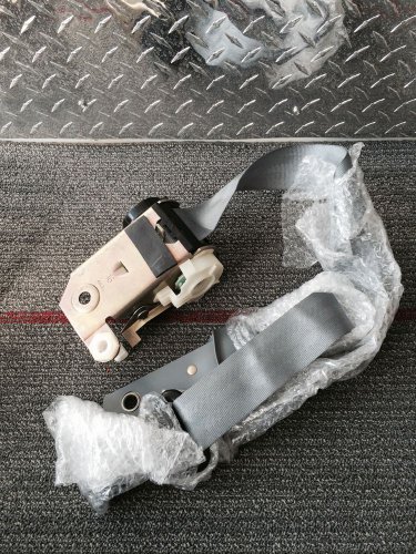Genuine GM Part Seat Belt Assembly Kit Seatbelt Restraint 20556719
