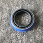 New GM Part 15580381 Front Transfer Case Output Shaft Seal K-Series Suburban