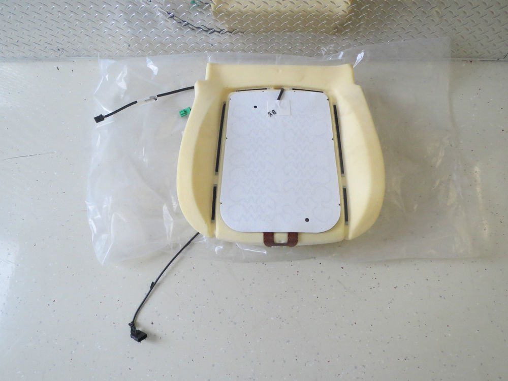 GM Part 19180395 Saturn VUE Seat Cushion Discriminating Sensor Module