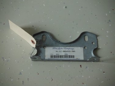 New FORD Part XL2Z-8B455-AA Front Bracket Support Brace Radiator Grill Explorer