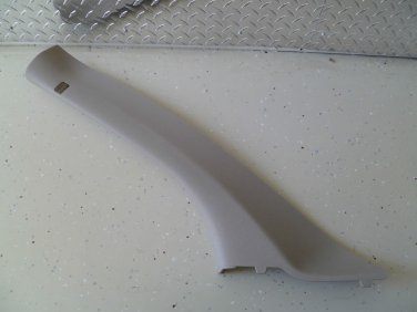 GM Part 15819375  Windshield A Pillar Trim Left Interior Saturn VUE
