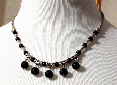 Necklace Beaded 18 inch Silver Tone and Black Onyx Beadsted 6-12mm