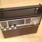 Vintage Electro Brand AM FM Radio w/Leather Case made in Hong Kong