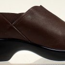 Dansko Women Size 38 US 7.5-8 Brown Leather clogs comfort Elastic fit  Slip On