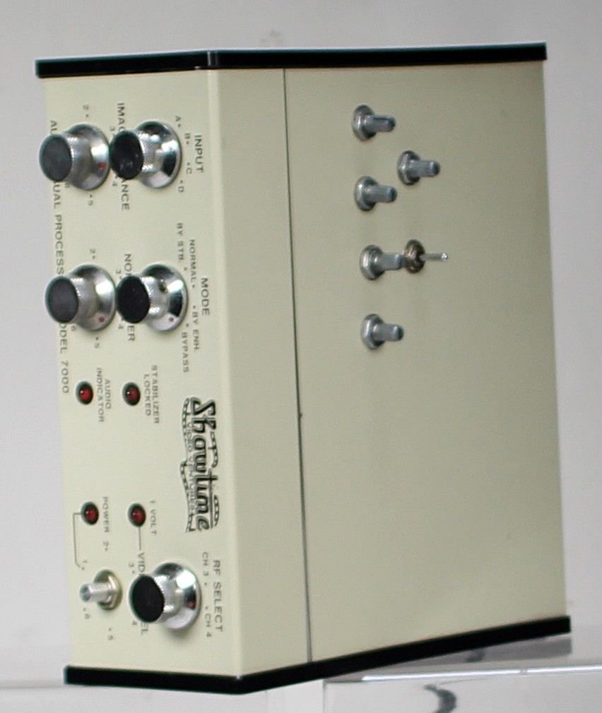 Showtime Video Ventures Systems Audio Visual Processor Model 7000 NOT