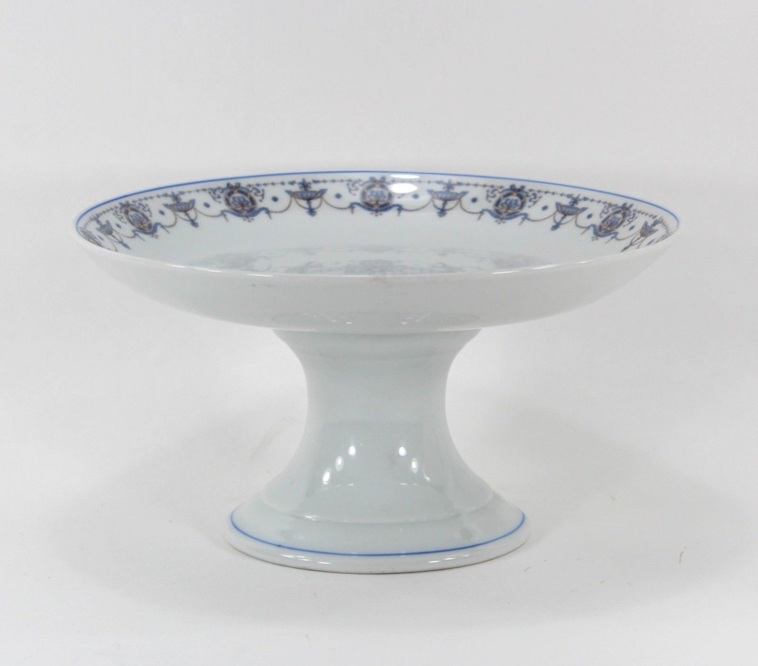 Antique Footed Cake Plate, Arthur Schiller & Sons, Chicago, 1924, Bauscher China, 23327