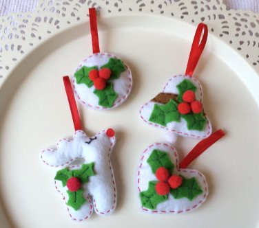 Christmas tree ornament - red set of 4 - rudolph heart bell circle - with holly laurel flower