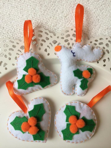 Christmas tree ornament - orange set of 4 - rudolph heart bell circle - with holly laurel flower