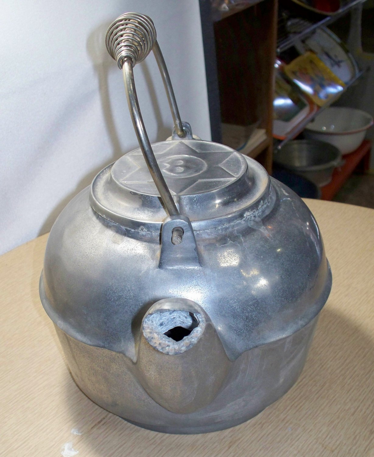 Aluminum Tea Kettle for wood or gas stoves 8 size 4 quart used