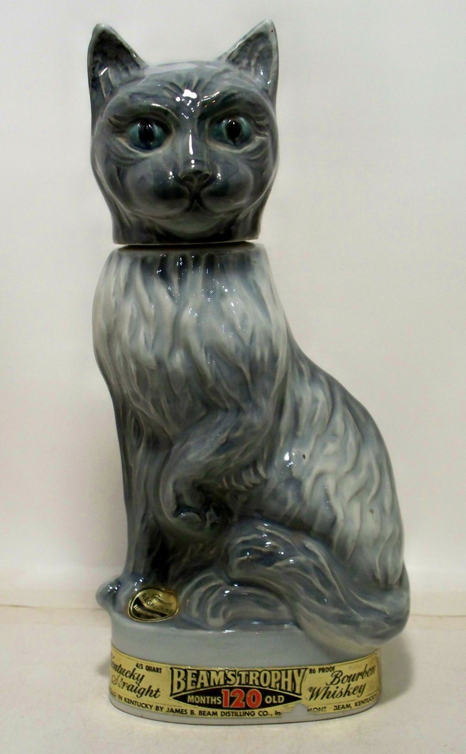 Jim Beam decanter Gray Cat Genuine Regal China 1967 Kentucky Bourbon empty