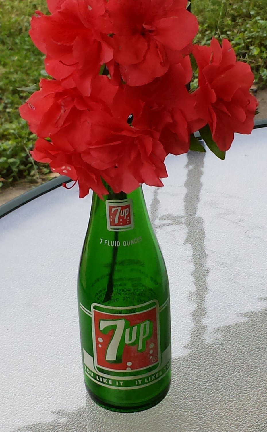 Fresh Up With 7-Up Vintage 60s 7-Up Glass Soda Bottle 7 oz.