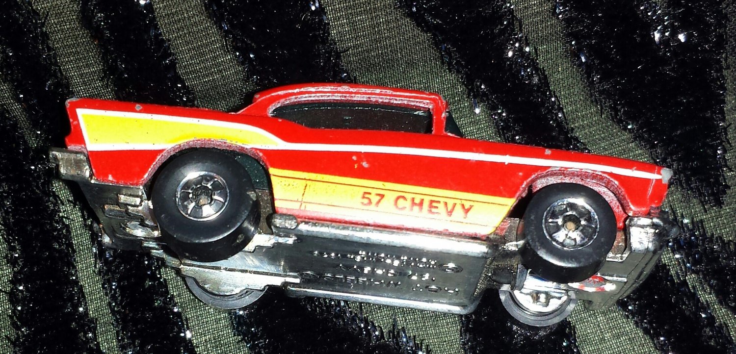 Vintage 70s HOT WHEELS Bright RED '57 Chevy 1976 Hong Kong Diecast Toy Car