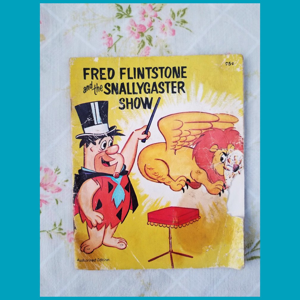 Fred Flintstone and the Snallygaster Show Vintage Paperback Book 1972