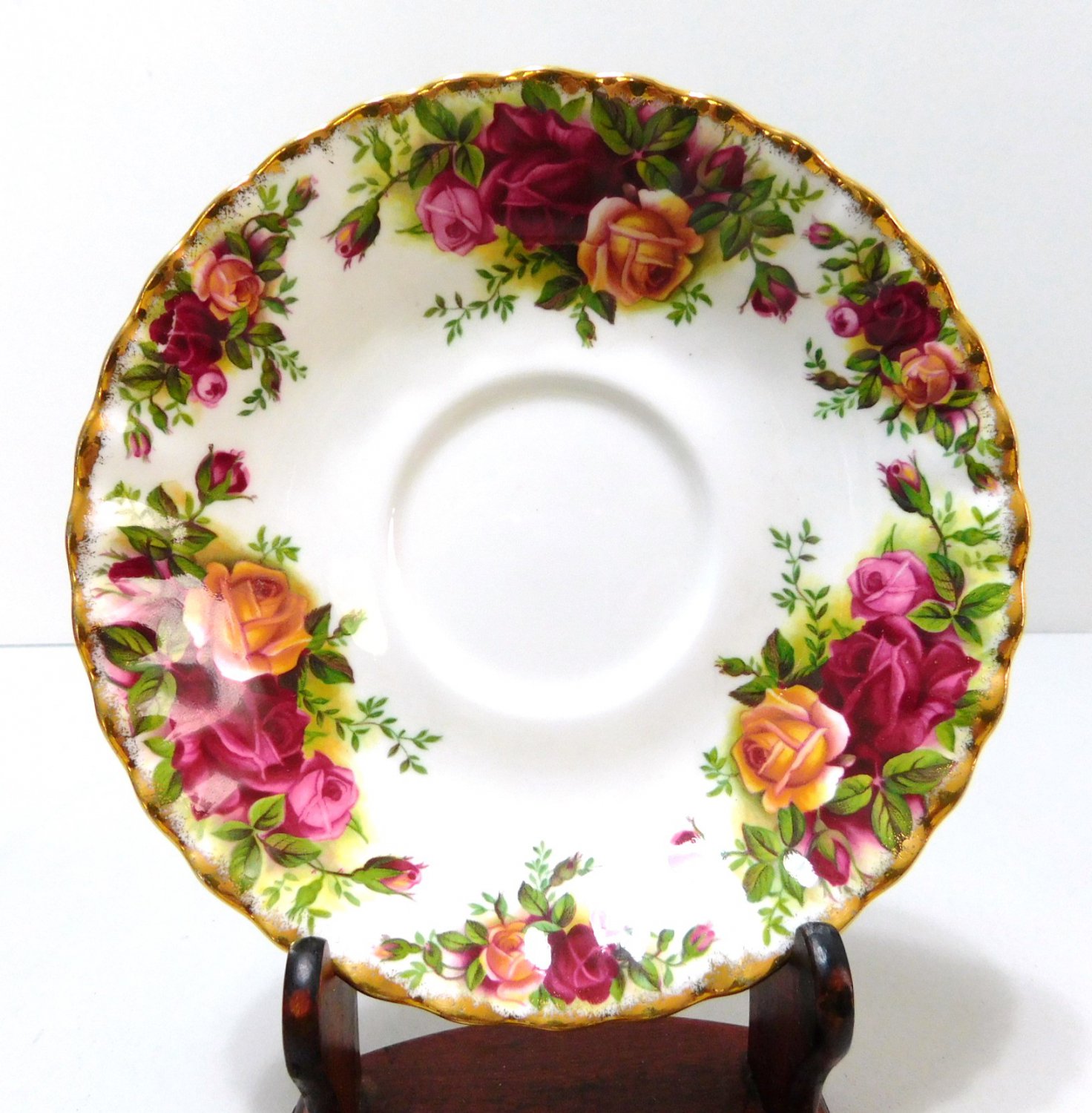 Royal Albert Old Country Roses Footed Teacup Saucer Set Bone China