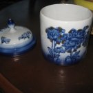 Biscuit Jar w/Lid