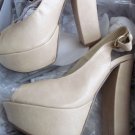 GORGEOUS! TAUPE CHUNKY HEEL PEEP TOE SHOE 6 1/2 NEW DEENA 06