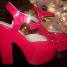 HOT RED SUMMER Platform Sandals  - NEW size 7 GORGEOUS!