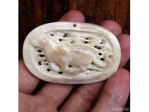 Hand Carved Cheetah 2.4" Natural Buffalo Bone Bead Necklace Pendant BP886