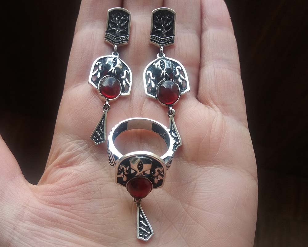 Armenian jewelry set, red/burgundy stones pomegranate drop earrings sterling silver and ring