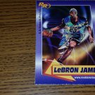 2003 LEBRON JAMES ROOKIE REVIEW MAGAZINE BASKETBALL CARD+5 FREE LEBRON CARDS $$$