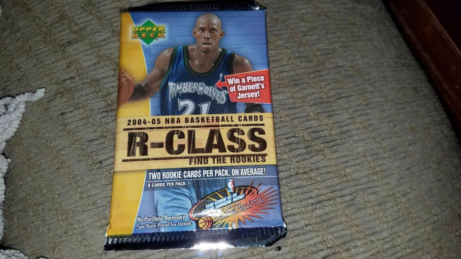 2004-05 UPPER DECK R-CLASS BASKETBALL PACK  POSS-JORDAN-LEBRON-ROOKIES AUTOS $$