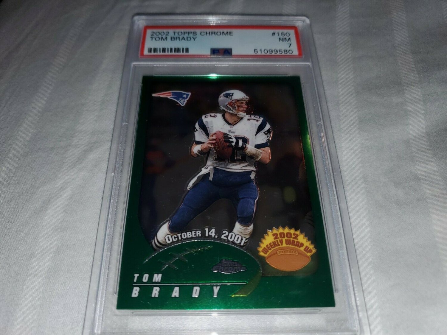 2002 TOPPS CHROME TOM BRADY 1ST ROOKIE CARD PSA 7+TOM BRADY ROOKIE GRADE MINT 10