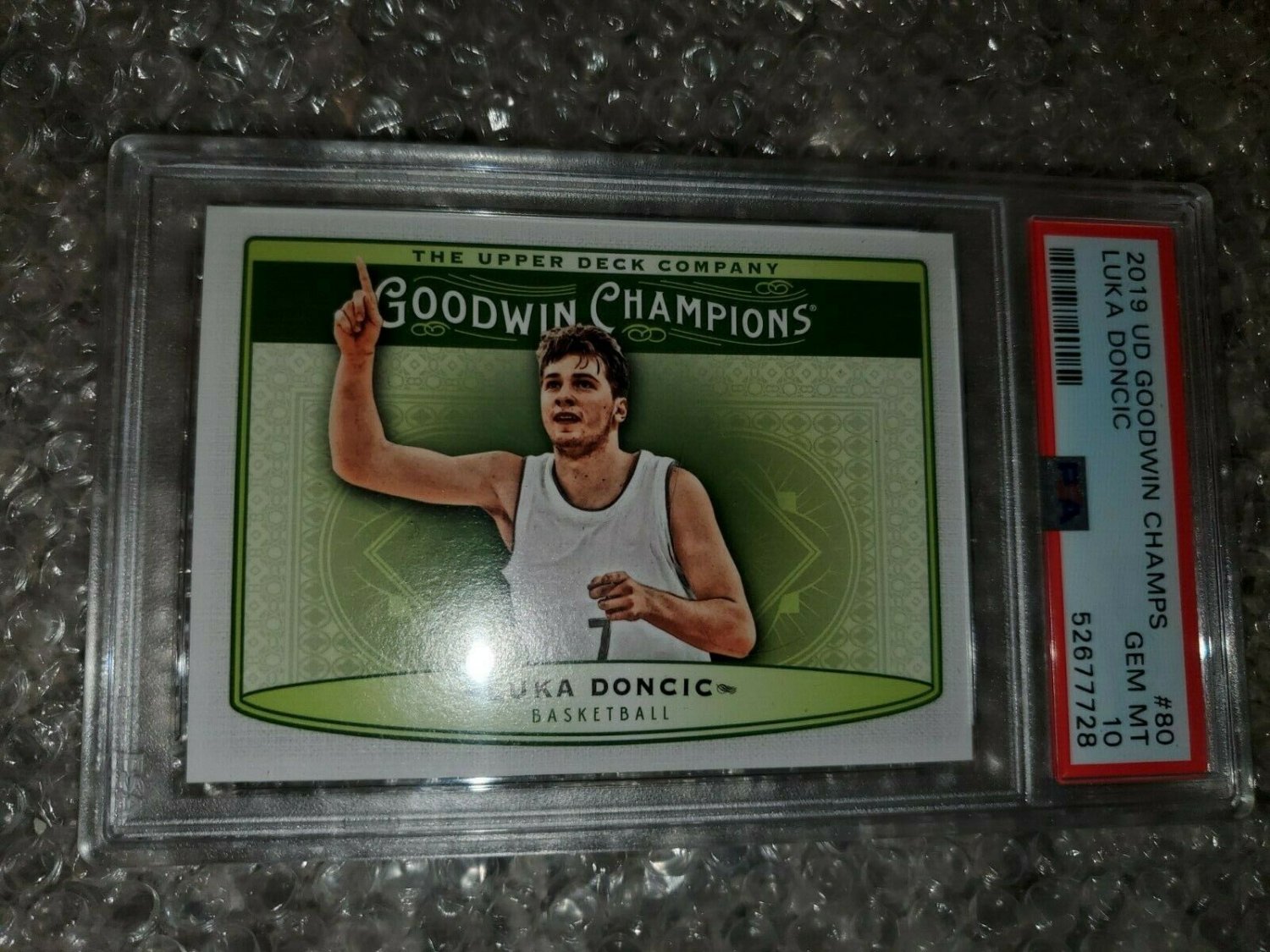 2018-19 UPPER DECK GOODWIN LUKA DONCIC BASKETBALL CARD GRADED PSA 10+BONUS PRIZM