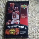 1998-99 UPPER DECK BASKETBALL CARD PACK .MICHAEL JORDAN-KOBE AUTO GU JERSEY?200K