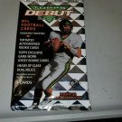 2002 TOPPS  DEBUT FOOTBALL CARD PACK ROOKIES INSERTS TOM BRADY?+FREE BRADY CARD